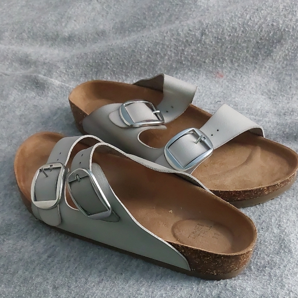 Time and Tru Gray Sandals